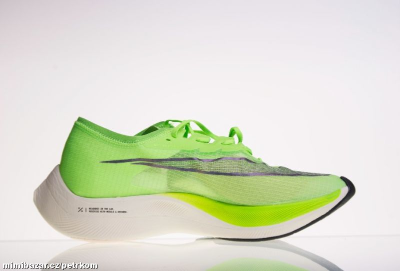 Nike zoomx vaporfly next 44 clearance 5