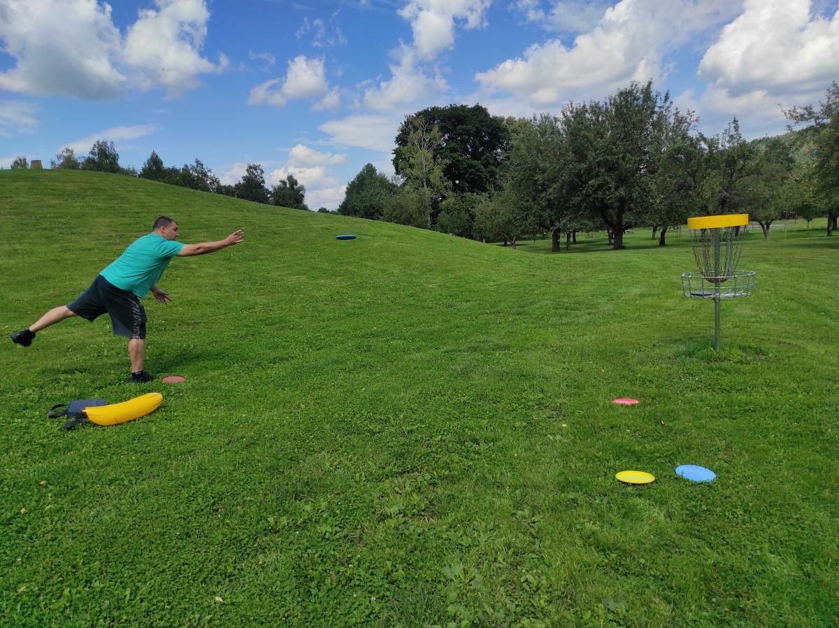 Discgolf: Sport pro každého, který dobývá Česko