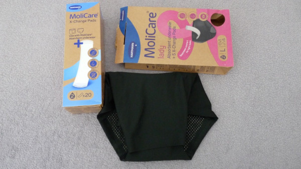 Testování absorpčních kalhotek MoliCare® Lady