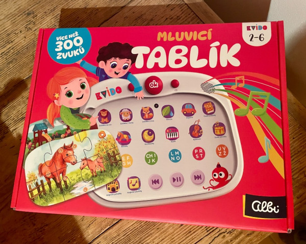 Skvělá pomůcka pro rozvoj – Tablík Kvído nás nadchl!