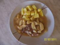 Kotlety s jablky