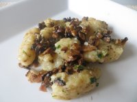 Chlupaté knedlíky s houbami