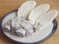 Hovězí s koprovou omáčkou